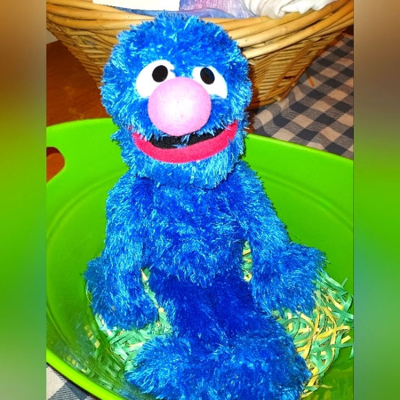 Sesame Street Grover Plush - Picture 1 of 4